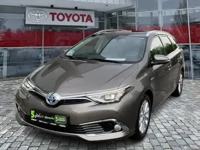 Gebraucht Toyota Auris Touring Sports Executive 136 PS (100 kW) 2016 Grau Kombi