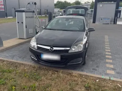 Gebraucht Opel Astra GTC 125 PS (91 kW) 2005 Schwarz Coupé