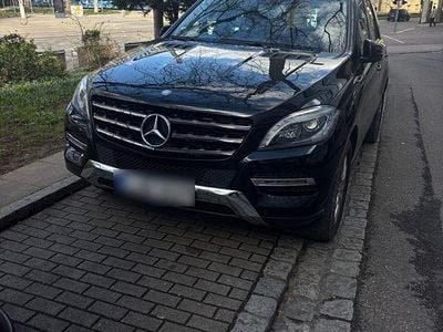 Gebraucht Mercedes ML350 258 PS (189 kW) 2013 Schwarz SUV