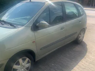 Gebraucht Renault Scénic 107 PS (78 kW) 2003 Van / Kleinbus