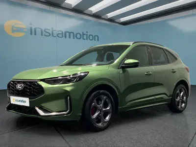 Gebraucht Ford Kuga ST-Line X 186 PS (136 kW) 2024 Grün SUV