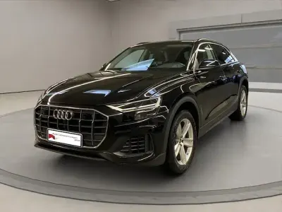 Second-hand Audi Q8 Ambiente 340 CP (250 kW) 2022 Negru SUV