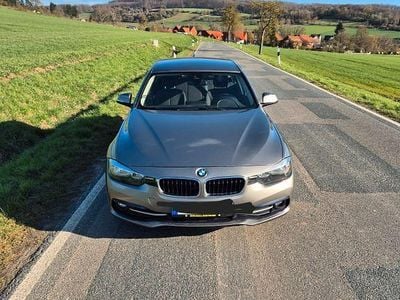 Gebraucht BMW 320 Sport Line 190 PS (139 kW) 2016 Silber Kombi