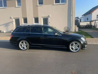 Usata Mercedes C220 Sport 170 CV (125 kW) 2013 Nero Station wagon