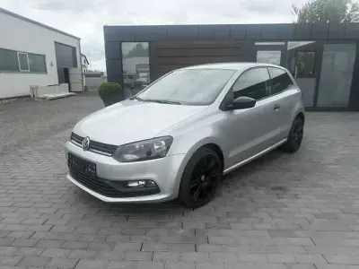 Gebraucht VW Polo Trendline 75 PS (55 kW) 2017 Silber Kleinwagen