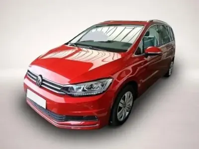 Gebraucht VW Touran Highline 150 PS (110 kW) 2023 Manufacturer Van / Kleinbus
