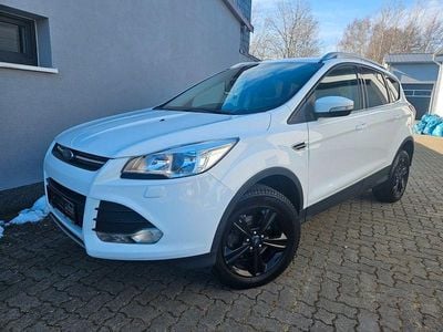 Gebraucht Ford Kuga Trend 150 PS (110 kW) 2016 Weiß SUV