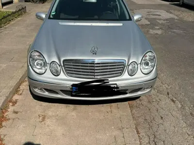 Gebraucht Mercedes E240 177 PS (130 kW) 2003 Limousine