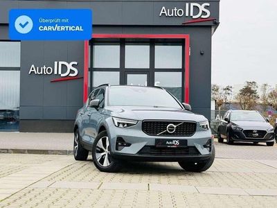 Usado Volvo XC40 Plus 129 HP (94 kW) 2022 Cinzento SUV