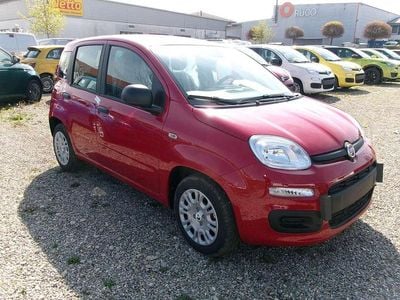 Nouă Fiat Panda Icon 69 CP (50 kW) 2026 Roșu Hatchback