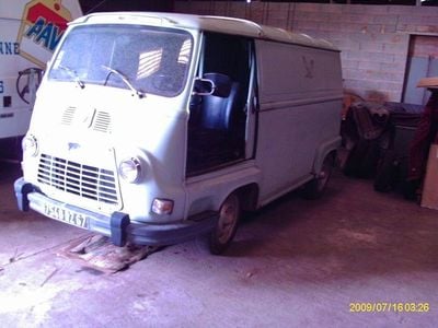 Grün Gebraucht 1978 Renault Estafette Van | 6.500 €