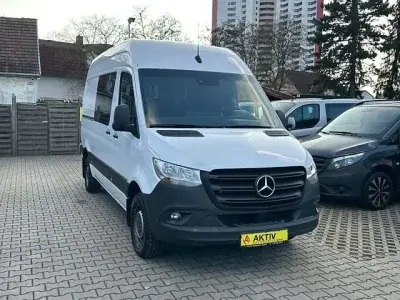 Używany Mercedes Sprinter 190 KM (139 kW) 2021 Biały Van