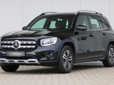 Mercedes GLB220