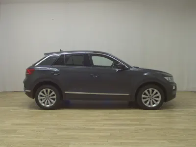Second-hand VW T-Roc Sport 150 CP (110 kW) 2021 Gri SUV