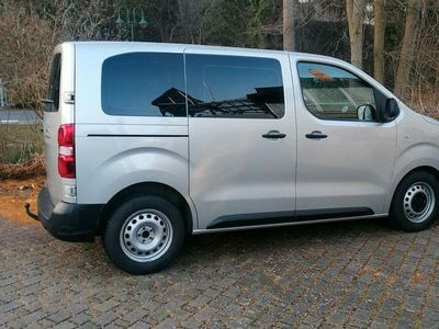 Gebraucht Peugeot Traveller Active 116 PS (85 kW) 2017 Van / Kleinbus