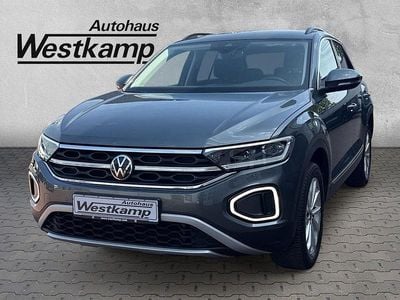 Usado VW T-Roc Style 150 HP (110 kW) 2022 Cinzento SUV