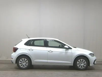Gebraucht VW Polo Life 80 PS (58 kW) 2023 Pure white Kleinwagen