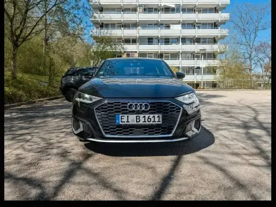 Gebraucht Audi A3 Advanced 150 PS (110 kW) 2021 Schwarz Limousine