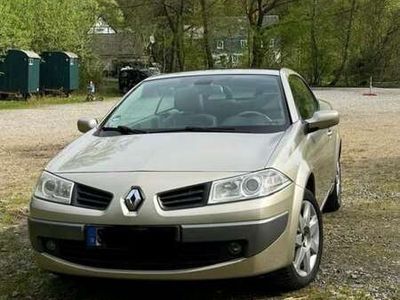 gebraucht Renault Mégane Cabriolet 1.6 Coupe- Aut. Authenique