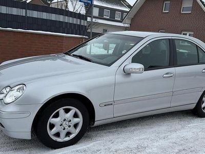 Silber Gebraucht 2003 Mercedes C220 Elegance Limousine | 5.990 € (Teuer)