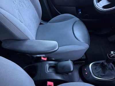 Usado Fiat 500L Living 86 HP (63 kW) 2014 Preto Monovolume