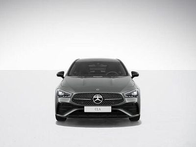 Grau Gebraucht 2024 Mercedes CLA250 Shooting Brake Night Kombi | 43.800 € (Teuer)