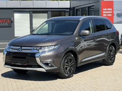 Gebraucht Mitsubishi Outlander Edition 150 PS (110 kW) 2018 Braun SUV