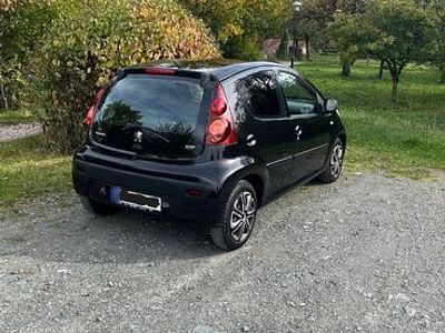 Usata Peugeot 107 65 CV (47 kW) 2010 Nero Utilitaria