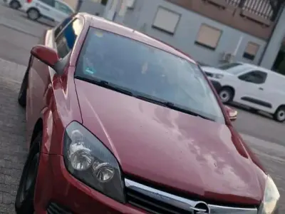 Gebraucht Opel Astra GTC 140 PS (102 kW) 2006 Rot Coupé