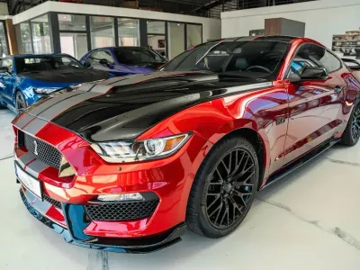 Gebraucht Ford Mustang GT Premium 454 PS (333 kW) 2016 Rot Coupé