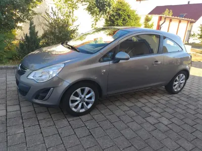 Gebraucht Opel Corsa 87 PS (63 kW) 2012 Braun Kleinwagen