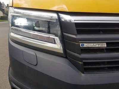 Gebraucht VW e-Crafter 100 kW (136 PS) 2021 Gelb Van