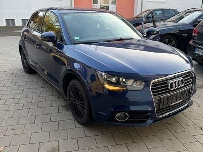 Gebraucht Audi A1 Sportback Attraction 86 PS (63 kW) 2013 Blau Kleinwagen