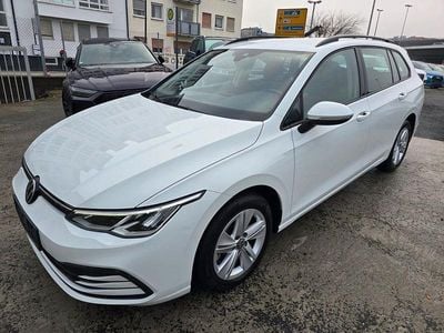 Gebraucht VW Golf VIII Life 150 PS (110 kW) 2022 Weiß Kombi