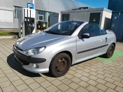 Gebraucht Peugeot 206 CC Platinum 109 PS (80 kW) 2002 Grau Cabrio