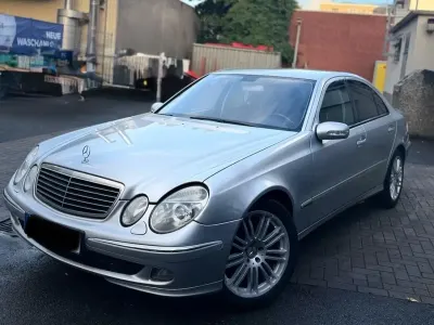 Gebraucht Mercedes E280 231 PS (169 kW) 2005 Silber Kleinwagen