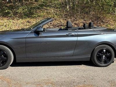 Gebraucht BMW 218 Advantage 136 PS (100 kW) 2018 Grau Cabrio