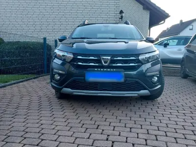 Gebraucht Dacia Sandero Stepway 91 PS (66 kW) 2021 Grau SUV