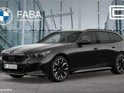 Gebraucht BMW 520 M Sport 190 PS (139 kW) 2025 Schwarz Kombi