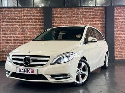 Gebraucht Mercedes B180 Edition 1 122 PS (89 kW) 2013 Weiß Van / Kleinbus