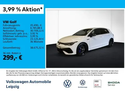 Gebraucht VW Golf VIII Style 320 PS (235 kW) 2024 Weiß Limousine