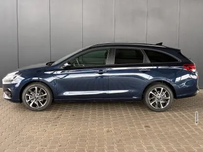 Neu Hyundai i30 Comfort 101 PS (74 kW) 2025 Blau metallic