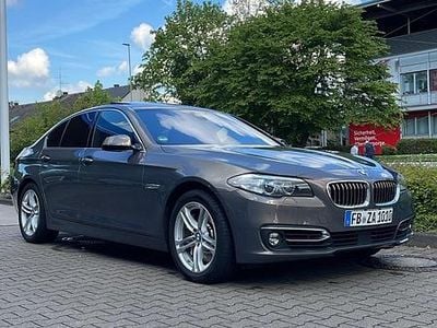 Gebraucht BMW 550 Luxury Line 449 PS (330 kW) 2015 Grau Limousine