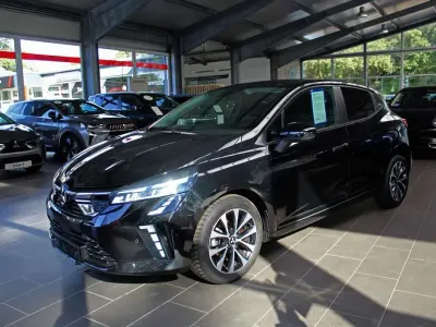 Gebraucht Mitsubishi Colt Plus 67 PS (49 kW) 2025 Schwarz Kleinwagen