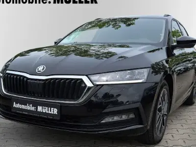 Gebraucht Skoda Octavia Ambition 115 PS (84 kW) 2023 Schwarz Kombi