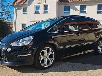 Gebraucht Ford S-MAX Business Edition 163 PS (119 kW) 2013 Schwarz Van / Kleinbus