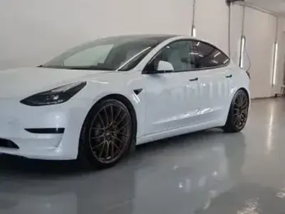 Gebraucht Tesla Model 3 RWD 239 kW (325 PS) 2022 Weiß Limousine