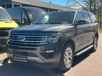 Używany Ford Expedition 381 KM (280 kW) 2021 Szary SUV