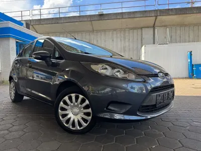 Gebraucht Ford Fiesta 97 PS (71 kW) 2010 Blau Limousine