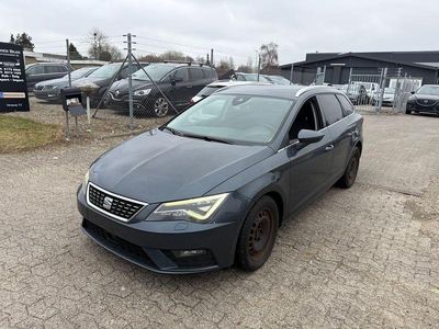 Grau Gebraucht 2019 Seat Leon ST XCELLENCE Kombi | 8.600 € (Guter Preis)
